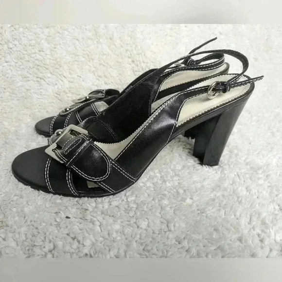 NATURALIZER Women sandals size 10 color black Like New  condition! - Picture 5 of 10